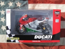 images/productimages/small/Ducati Desmosedici Mugello GP 10519 Protar 1;9 nw.jpg